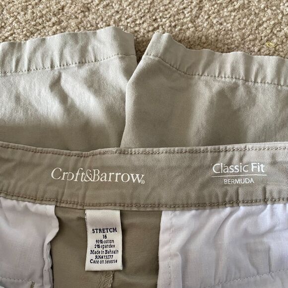 Croft & Barrow Womens Classic Fit Stretch‎ Short Size 16 Khaki - Picture 3 of 9